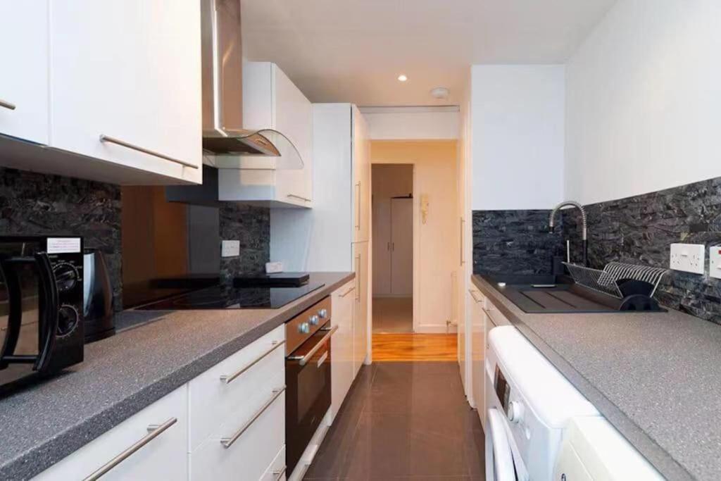 Appartamento Light-Luxury Flat Glasgow Esterno foto