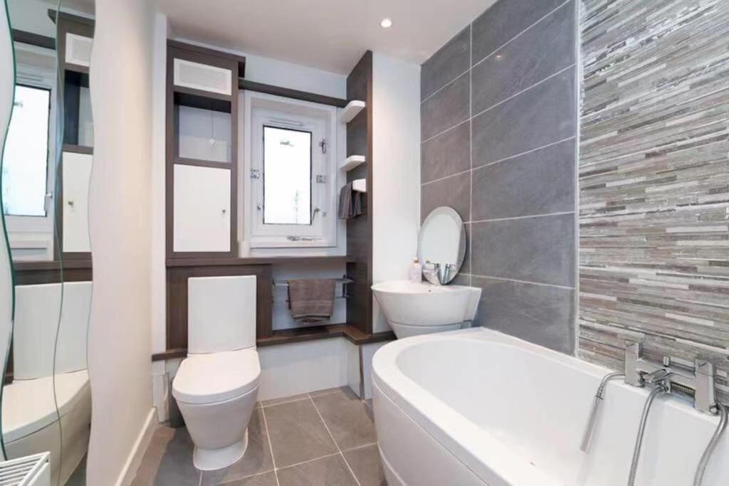 Appartamento Light-Luxury Flat Glasgow Esterno foto